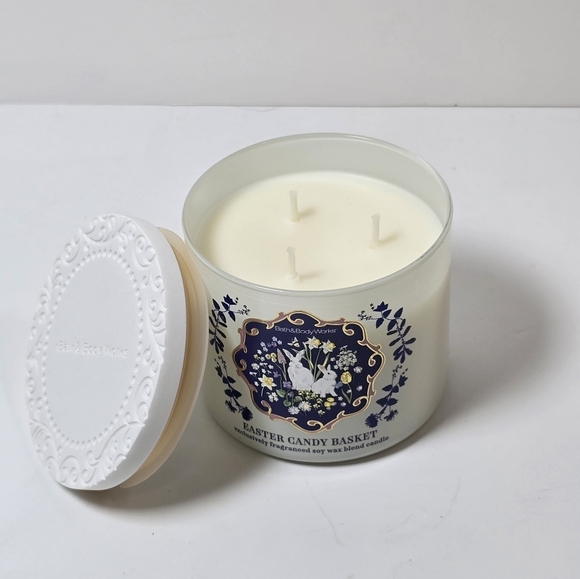 Bath & Body Works Easter Candy Basket 3 Wick Candle Ceramic Shimmer Lid New - Picture 2 of 4